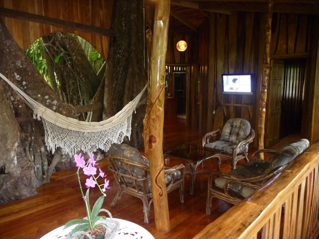 Topos Tree House กาอุยตา ภายนอก รูปภาพ