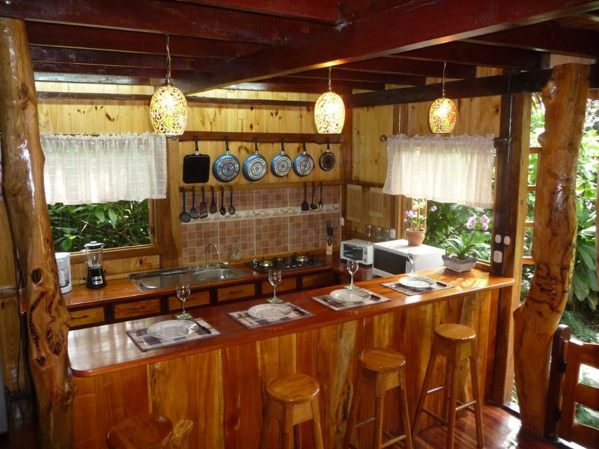 Topos Tree House กาอุยตา ภายนอก รูปภาพ